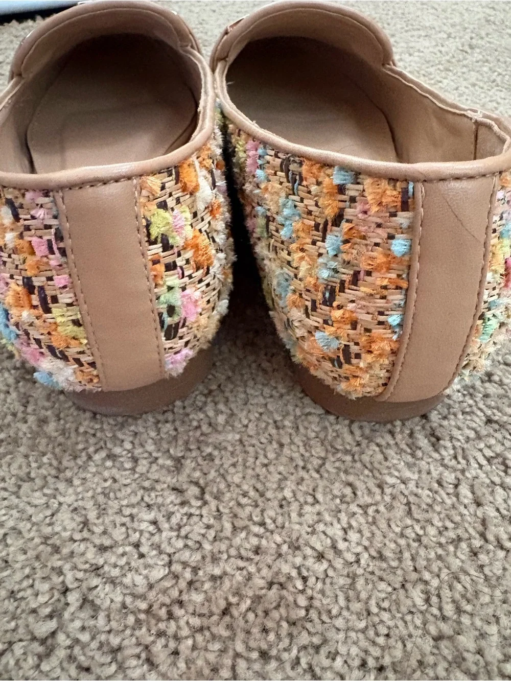 Multicolor Tweed Loafers with Gold Chain Trim Size 8 - Picture 2 of 6